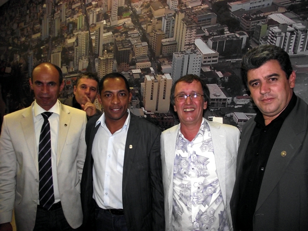 camara 12-12 12